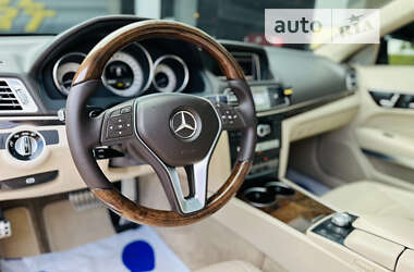 Купе Mercedes-Benz E-Class 2013 в Киеве