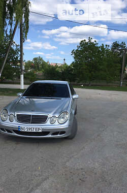 Седан Mercedes-Benz E-Class 2002 в Волочиске