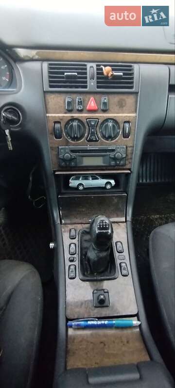 Універсал Mercedes-Benz E-Class 2000 в Херсоні