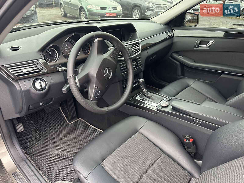 Седан Mercedes-Benz E-Class 2009 в Ахтырке фото 5 Седан Mercedes-Benz E-Class 2009 в Ахтырке