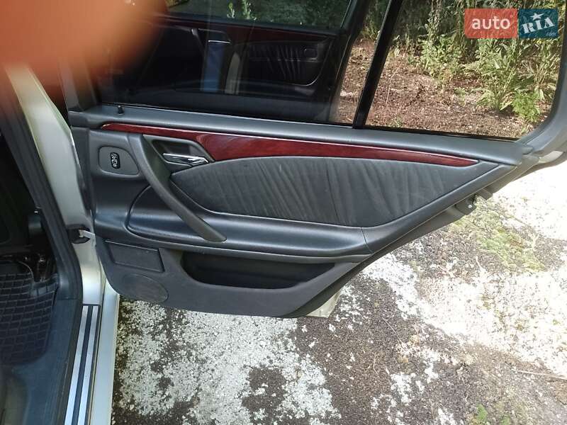 Універсал Mercedes-Benz E-Class 2002 в Кельменцях