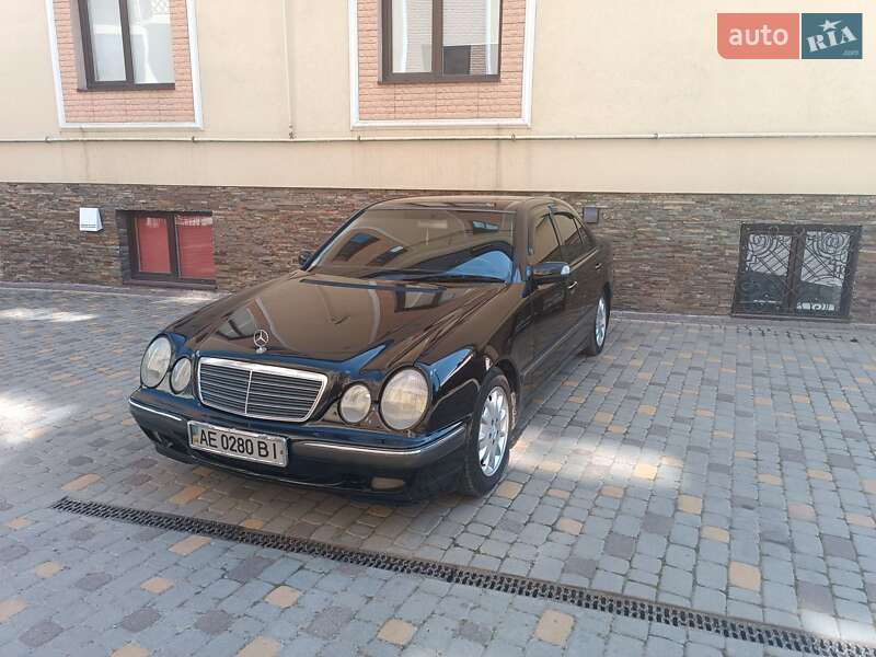 Седан Mercedes-Benz E-Class 2001 в Покровском фото 9 Седан Mercedes-Benz E-Class 2001 в Покровском