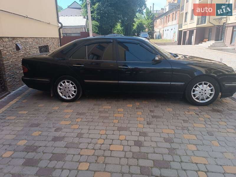 Седан Mercedes-Benz E-Class 2001 в Покровском фото 8 Седан Mercedes-Benz E-Class 2001 в Покровском