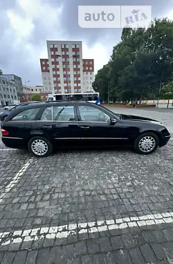 Mercedes-Benz E-Class 2004