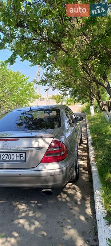 Седан Mercedes-Benz E-Class 2003 в Брусилове
