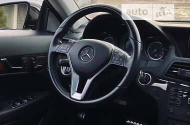 Купе Mercedes-Benz E-Class 2012 в Киеве