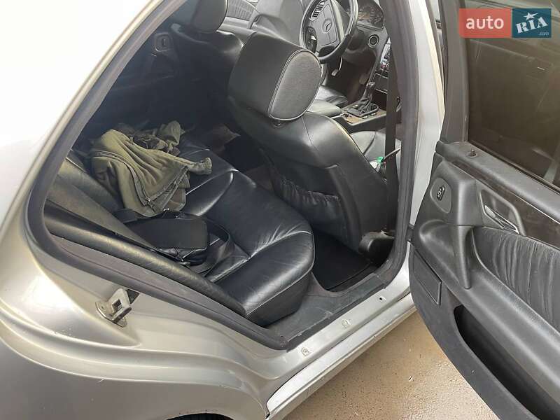 Седан Mercedes-Benz E-Class 1998 в Киеве фото 4 Седан Mercedes-Benz E-Class 1998 в Киеве