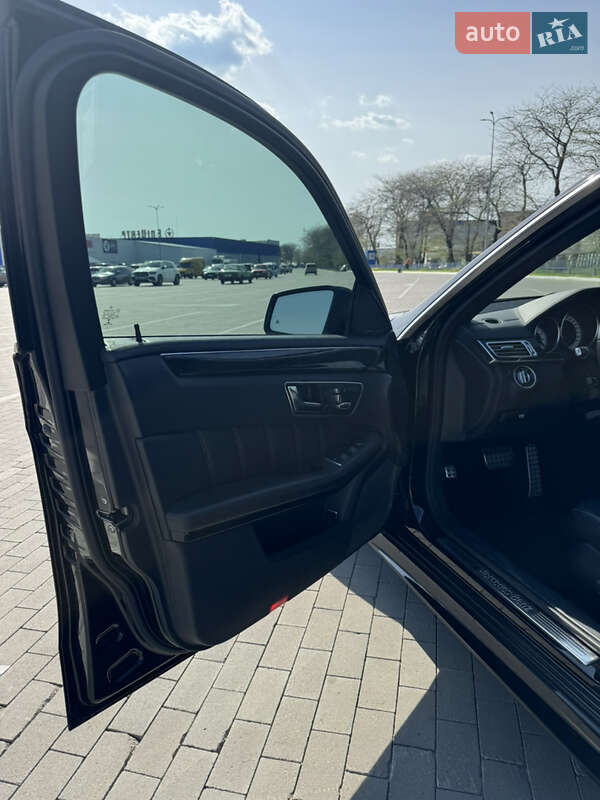 Седан Mercedes-Benz E-Class 2015 в Одессе