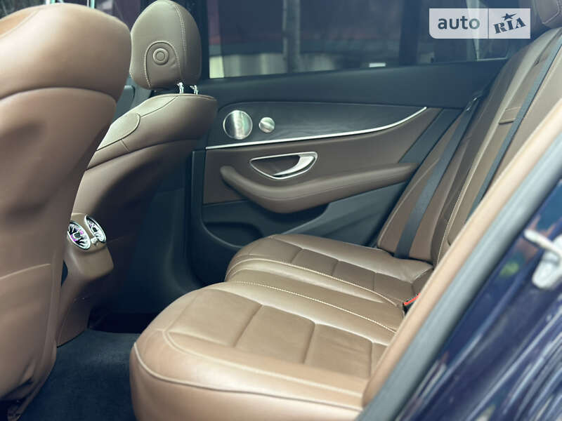 Седан Mercedes-Benz E-Class 2016 в Киеве фото 11 Седан Mercedes-Benz E-Class 2016 в Киеве