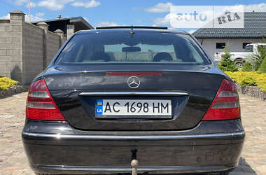 Седан Mercedes-Benz E-Class 2003 в Володимир-Волинському