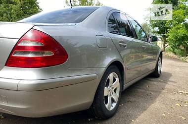 Седан Mercedes-Benz E-Class 2005 в Івано-Франківську