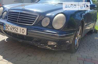 Седан Mercedes-Benz E-Class 2001 в Львове