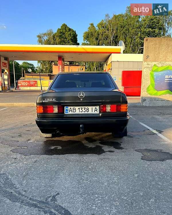 Седан Mercedes-Benz E-Class 1987 в Вінниці