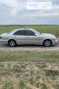 Седан Mercedes-Benz E-Class 2001 в Володимирці