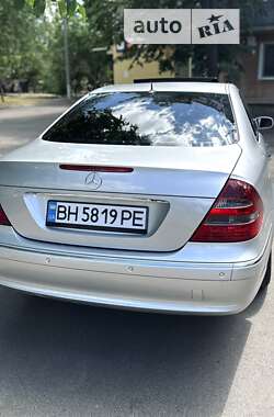 Седан Mercedes-Benz E-Class 2003 в Измаиле