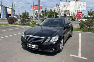 Седан Mercedes-Benz E-Class 2009 в Вінниці