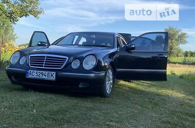 Седан Mercedes-Benz E-Class 2001 в Нововолынске