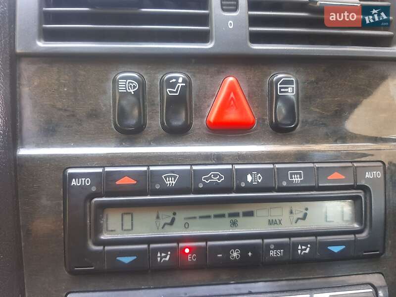 Седан Mercedes-Benz E-Class 1997 в Чорткове