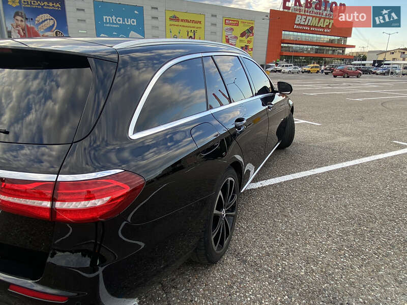 Універсал Mercedes-Benz E-Class 2018 в Чернівцях