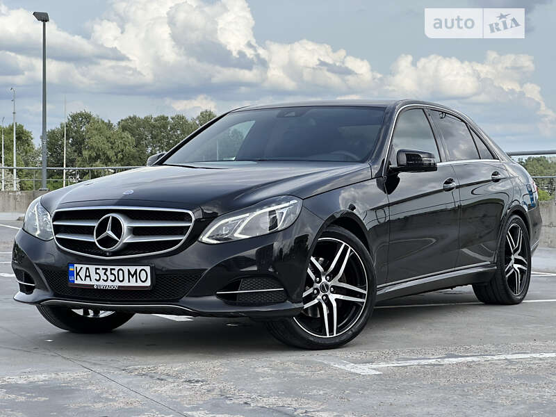 Седан Mercedes-Benz E-Class 2015 в Киеве