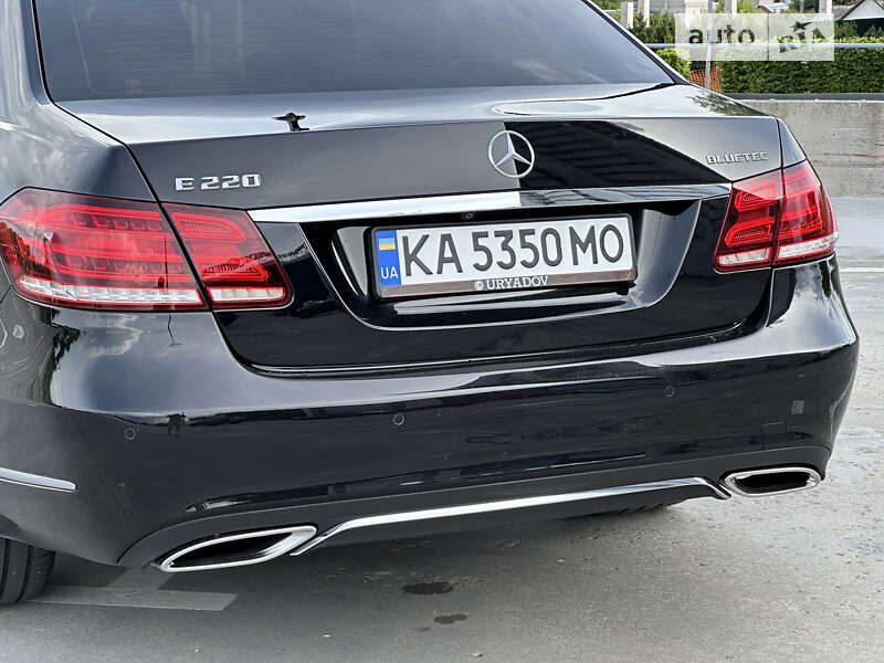Седан Mercedes-Benz E-Class 2015 в Киеве
