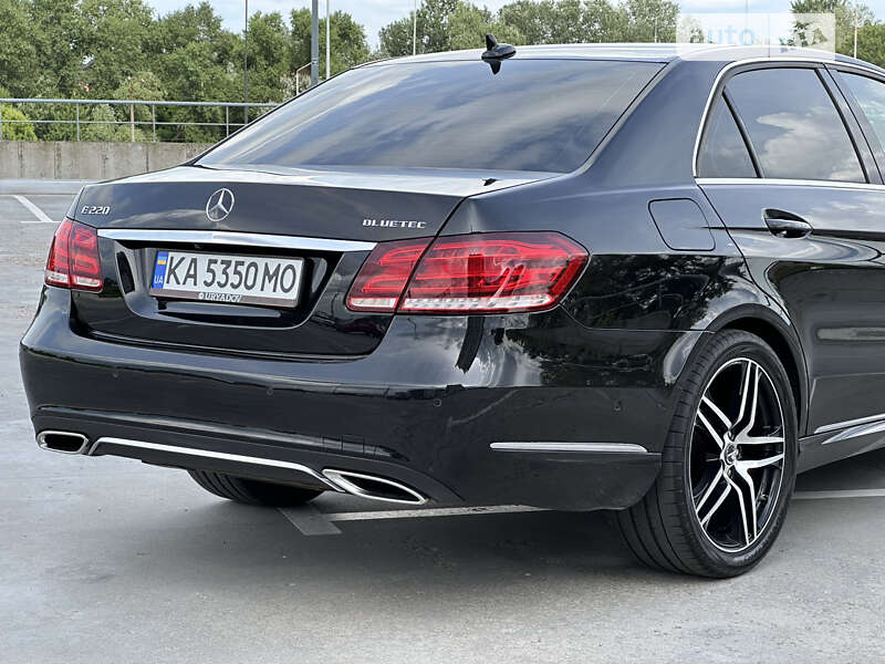 Седан Mercedes-Benz E-Class 2015 в Киеве
