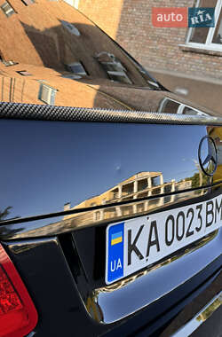 Седан Mercedes-Benz E-Class 2011 в 