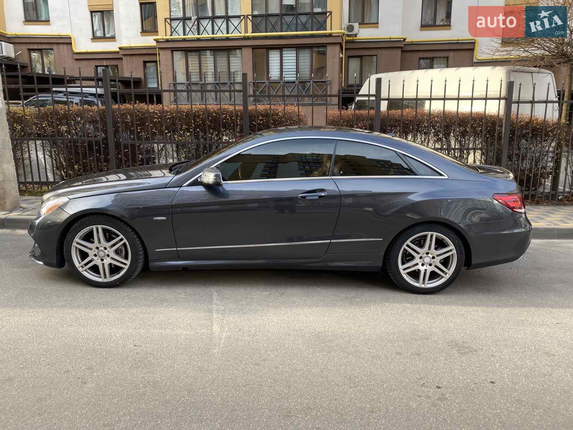 2010 Mercedes-Benz E-klasse - мініатюра 4