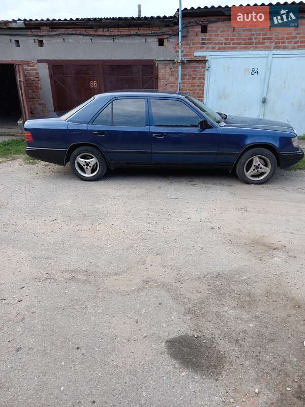 Седан Mercedes-Benz E-Class 1987 в Харькове фото 4 Седан Mercedes-Benz E-Class 1987 в Харькове