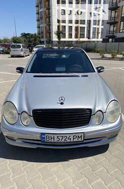 Седан Mercedes-Benz E-Class 2002 в Южному