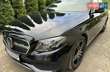 Седан Mercedes-Benz E-Class 2017 в 