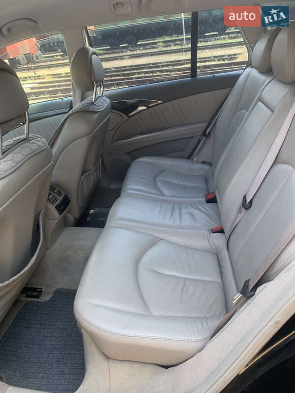 Універсал Mercedes-Benz E-Class 2004 в Помічній