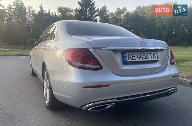 Седан Mercedes-Benz E-Class 2016 в Днепре