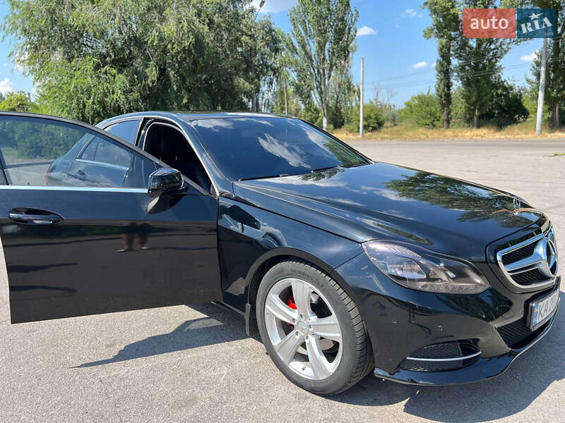Седан Mercedes-Benz E-Class 2014 в Кривом Роге