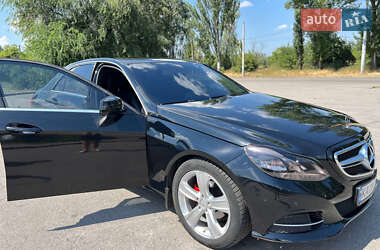 Седан Mercedes-Benz E-Class 2014 в Кривом Роге