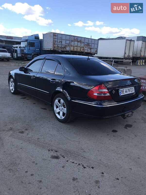 Mercedes-Benz E-Class 2003
