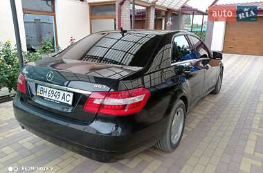 Седан Mercedes-Benz E-Class 2012 в 