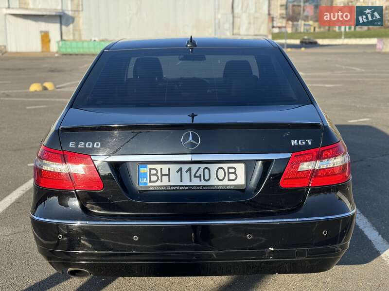 Седан Mercedes-Benz E-Class 2011 в Одесі