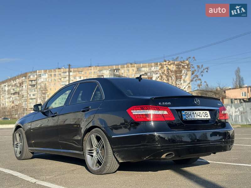 Седан Mercedes-Benz E-Class 2011 в Одесі
