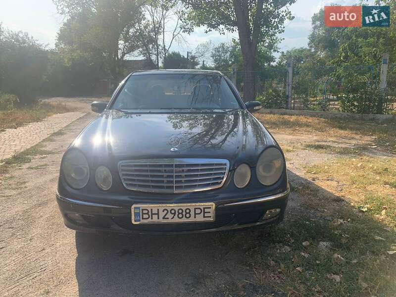 Mercedes-Benz E-Class 2003