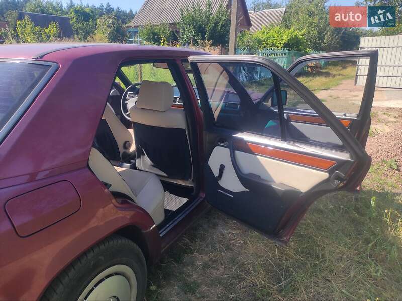 Седан Mercedes-Benz E-Class 1991 в Житомире