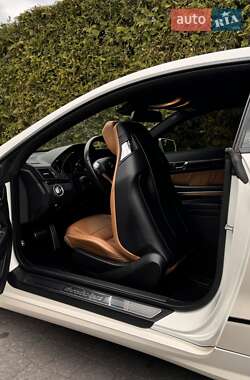 Купе Mercedes-Benz E-Class 2012 в 