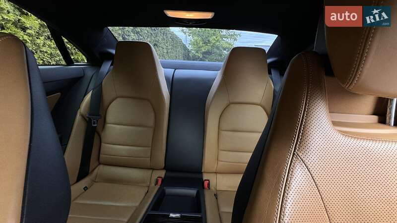 Купе Mercedes-Benz E-Class 2012 в Львове