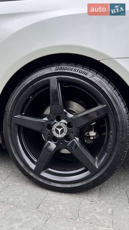 Купе Mercedes-Benz E-Class 2012 в Львове