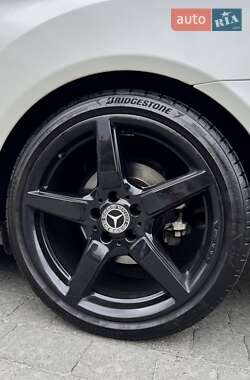 Купе Mercedes-Benz E-Class 2012 в 