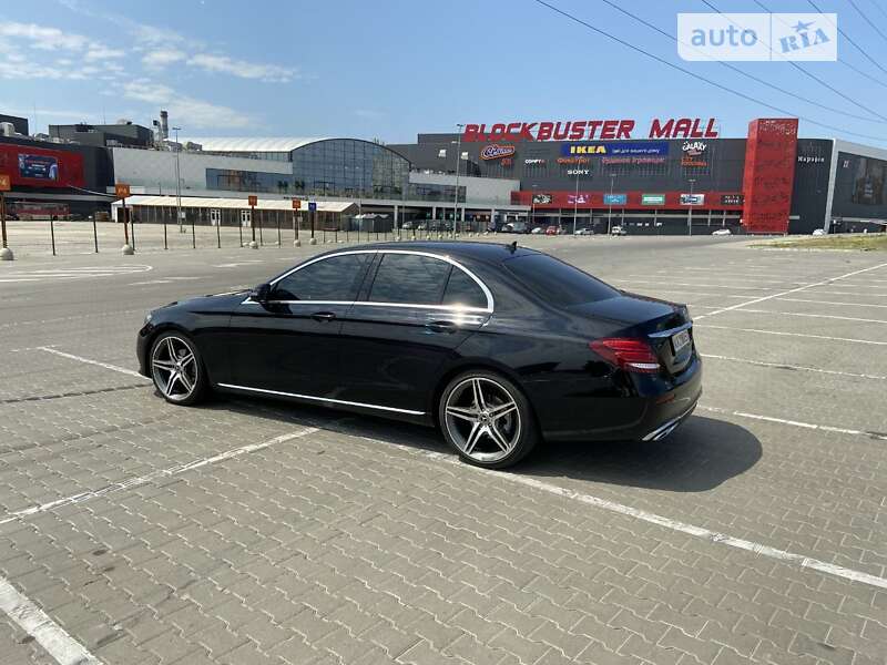 Седан Mercedes-Benz E-Class 2019 в Киеве