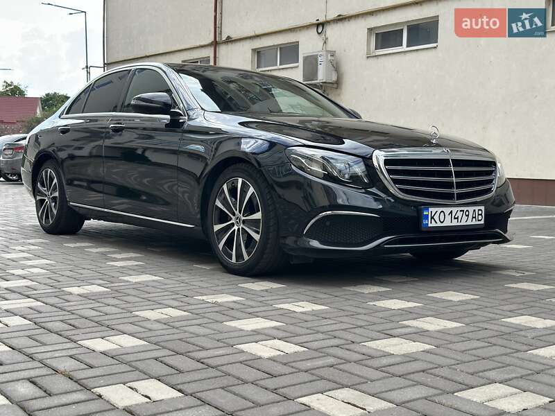 Седан Mercedes-Benz E-Class 2018 в Сваляві