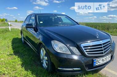 Седан Mercedes-Benz E-Class 2011 в Бродах