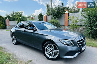 Седан Mercedes-Benz E-Class 2019 в 