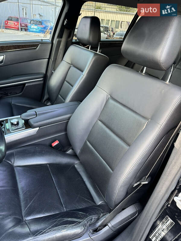Універсал Mercedes-Benz E-Class 2012 в Києві